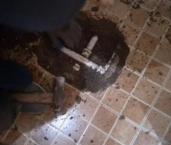 巴青卫生间漏水维修公司为您分享下卫生间渗水如何处理及注意事项